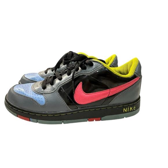 Vintage Nike Prestige (313474-081) Multi-Color LowTop  Sneakers GS Youth Size 7Y - Picture 1 of 7